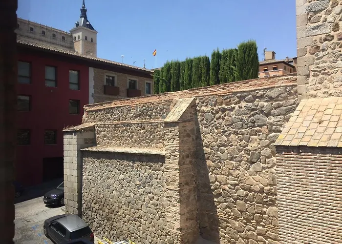 Alojamiento En El Centro De Toledo