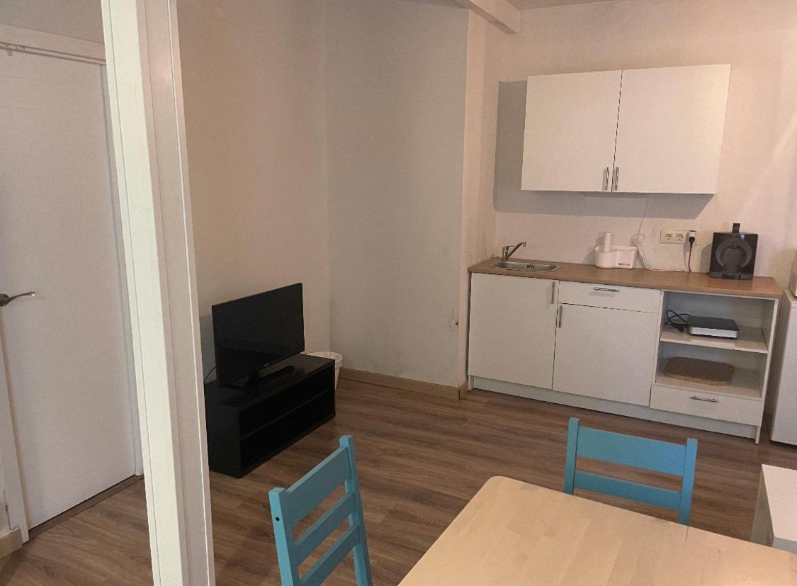 Alojamiento En El Centro De Apartamento *