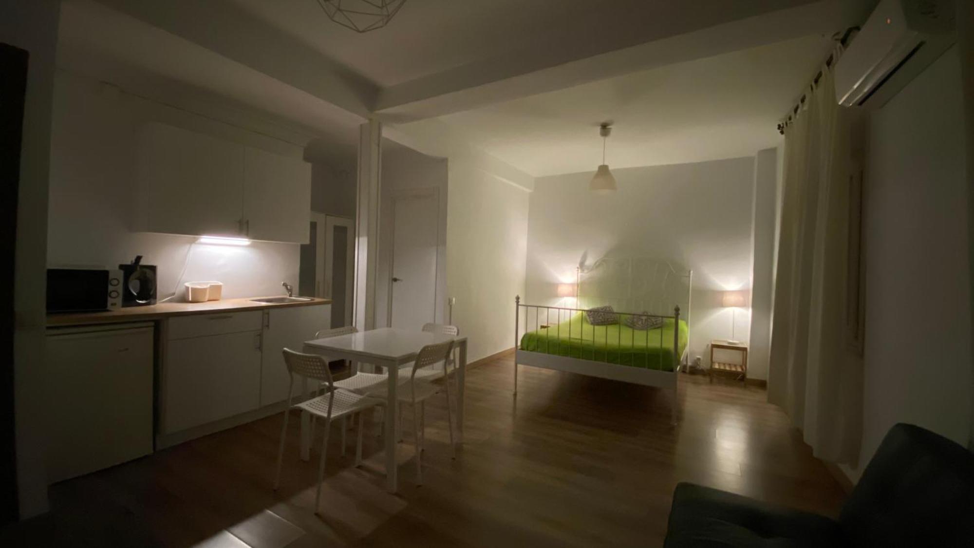 Alojamiento En El Centro De Apartamento *